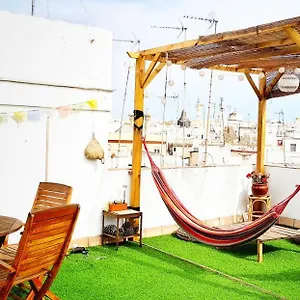  Habitación en casa particular Bright With Ac And Rooftop Terrace In The Heart Of